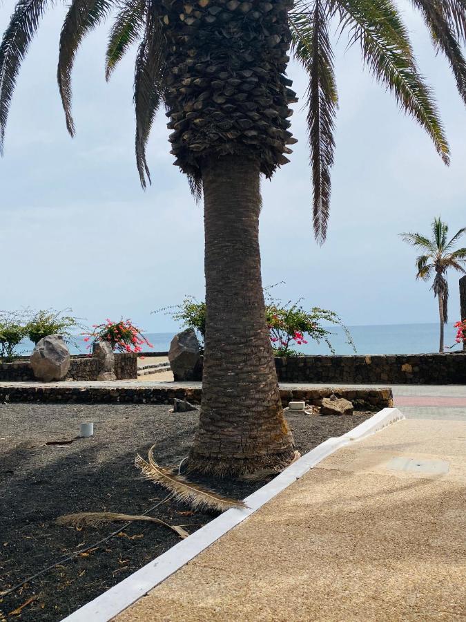 Lc Bastian Marina Bungalow Costa Teguise Exterior photo